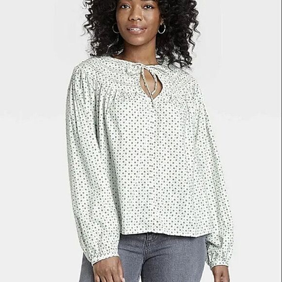 NWT Universal Thread poet peasant top floral small - Picture 1 of 7